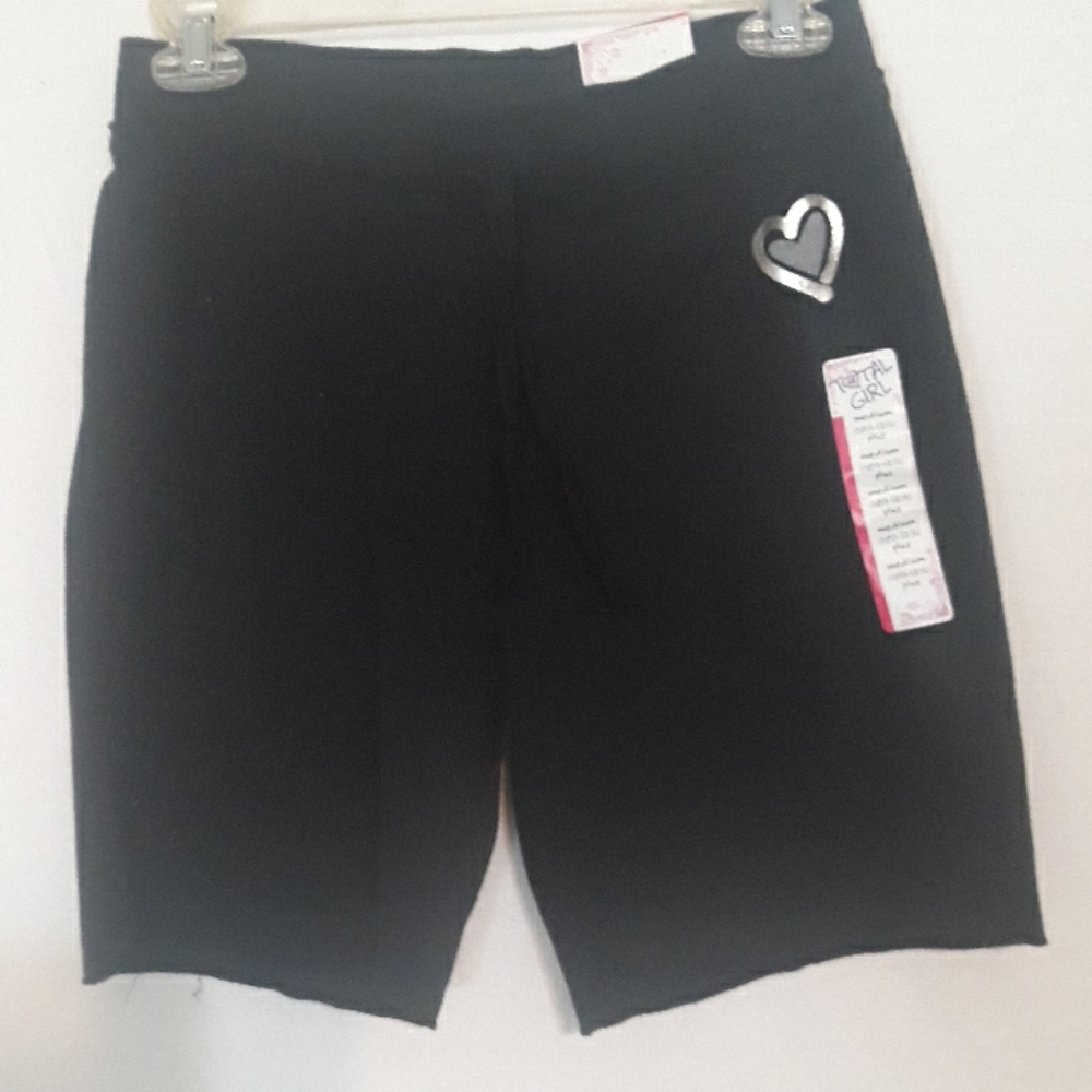 Girls Black shorts. Plus sz.